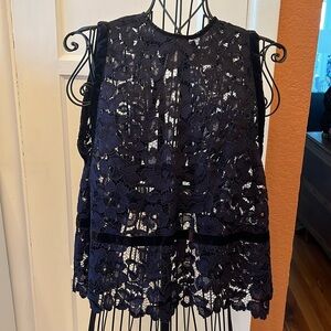 Lewit Lace Top-Size XS